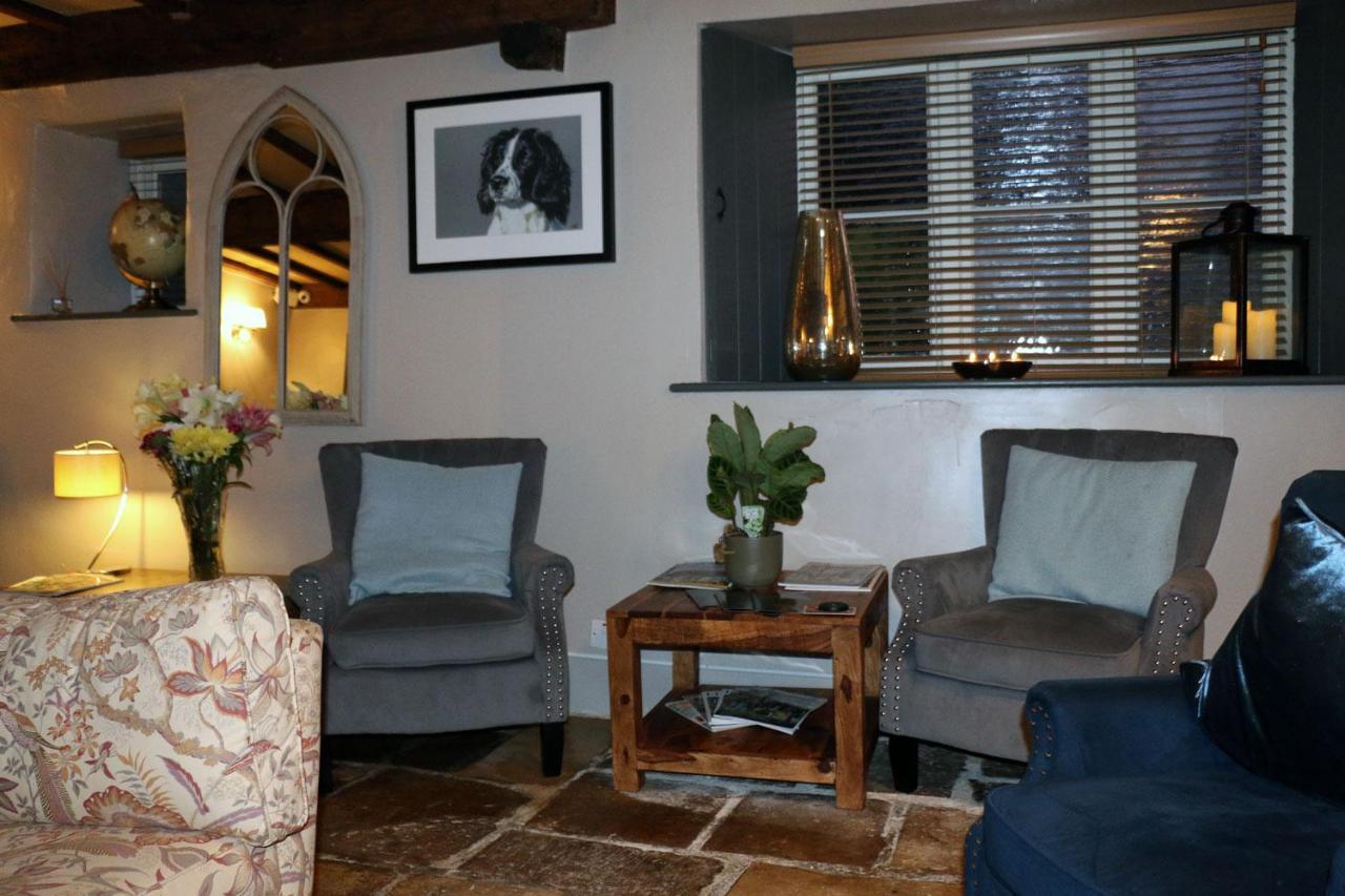 The Horse & Groom Stow-on-the-Wold Extérieur photo